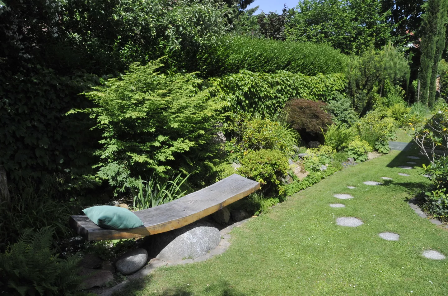 Gemauerte Gartenmöbel