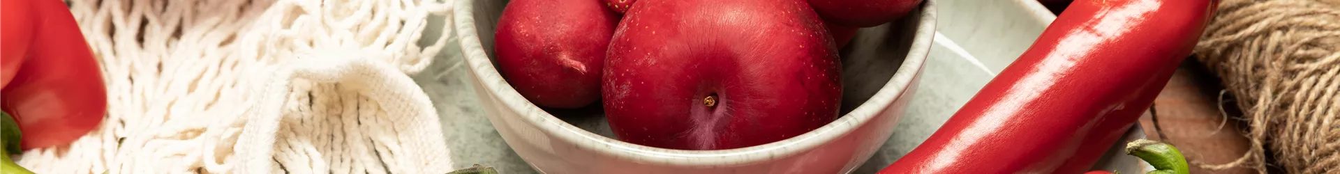 Rotes Obst und Gemüse Rotes Obst und Gemüse